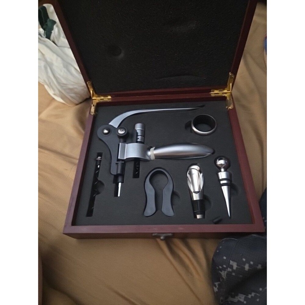 Connoisseur Corkscrew Wine Opener 6-Piece Set Wood Case - Pre-owned / Minor Wear